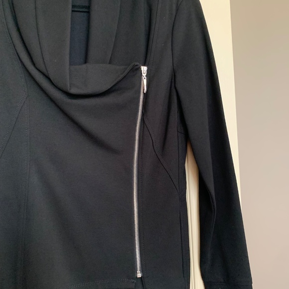 White House Black Market Black Zip Front Jacket sz 4 - Picture 2 of 8